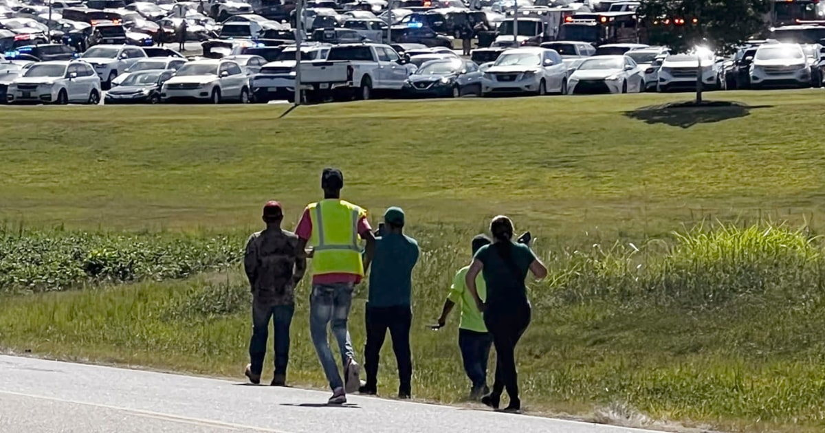 At least 2 dead in Georgia high school shooting, suspect in custody