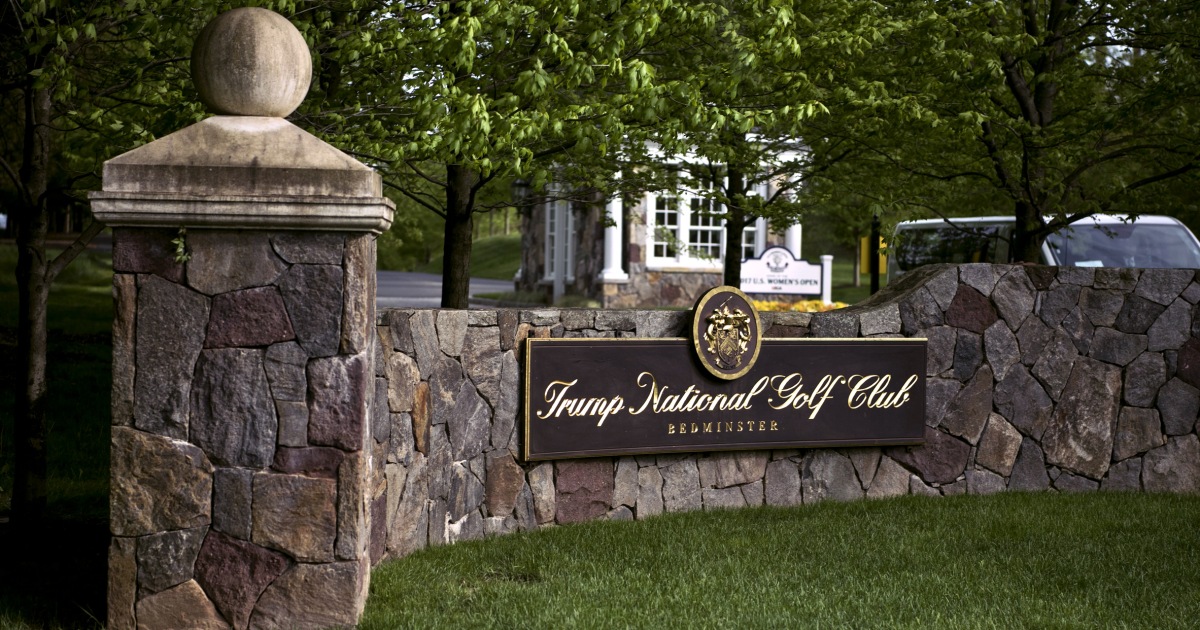 Trump’s Bedminster club reportedly hosted an alleged Nazi sympathizer