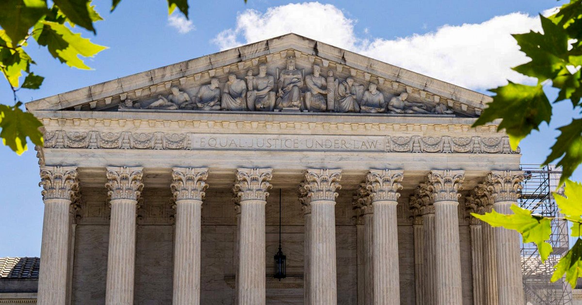 Divided Supreme Court backs Trump’s power to fire independent agency members