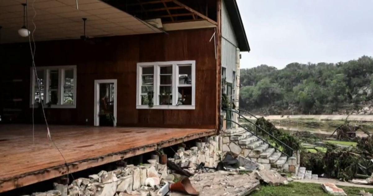 Death toll from Texas flooding tops 100 as search for survivors continues